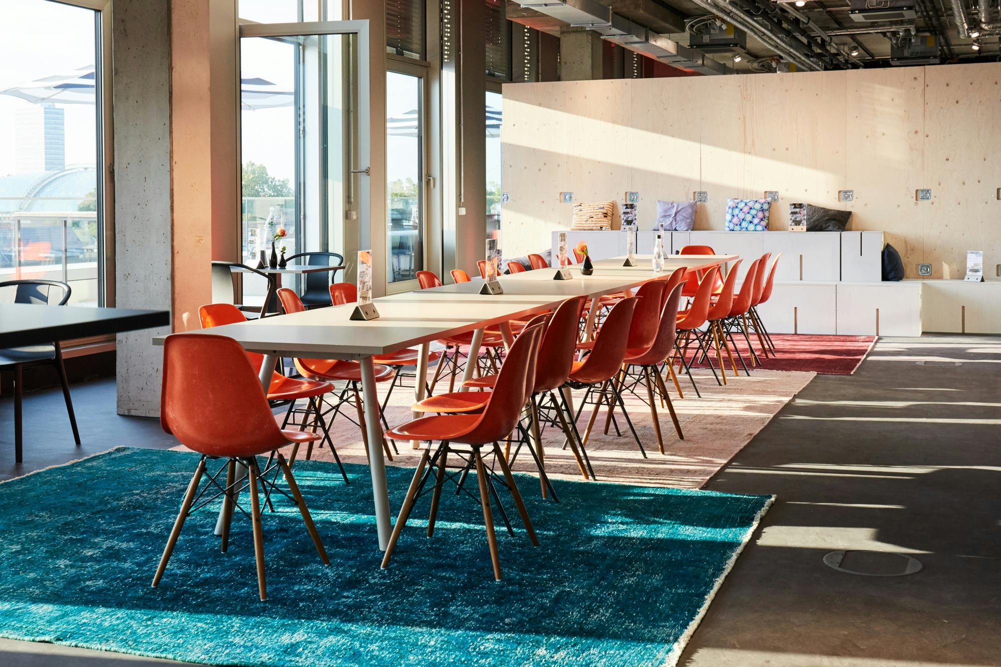Rooftop Lounge bei Design Offices